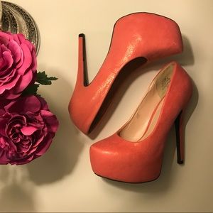 Coral sparkle pumps